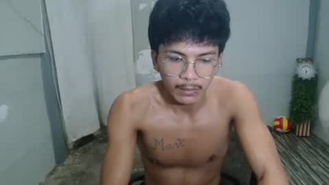 kyle_lourence online show from 19, 5, 2026