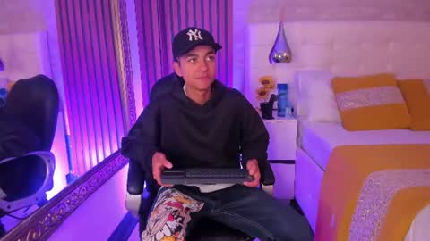 Snapshot of kylepresly chatting on 18, 6, 2026 Kyle online show from 18, 6, 2026