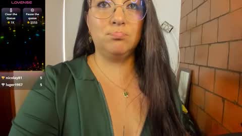 Snapshot of kylie_daniiels chatting on 5, 1, 2026 Kylie online show from 5, 1, 2026