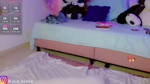 k ylie online show from 23, 1, 2025