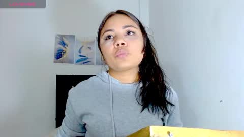 Paola online show from 2, 10, 2025