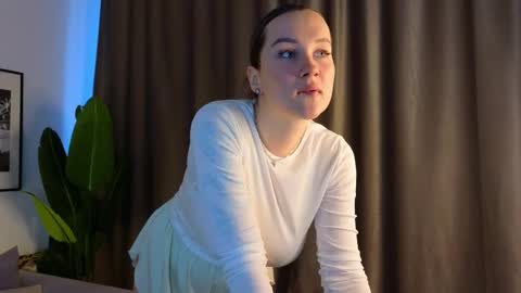 Anna online show from 8, 2, 2025