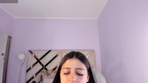 Snapshot of kylie_reyes chatting on 2, 7, 2026 Kylie Reyes online show from 2, 7, 2026