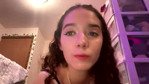 Snapshot of kylieexoxoxo2432 chatting on 15, 2, 2025 Kylie online show from 15, 2, 2025