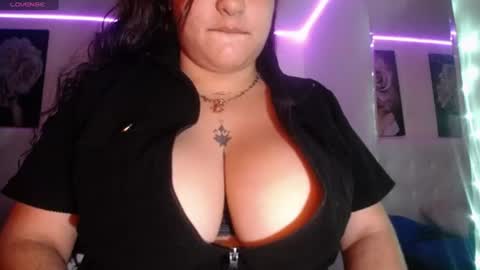 kylievoosx online show from 12, 7, 2026
