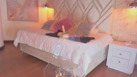 Kyle online show from 25, 2, 2025