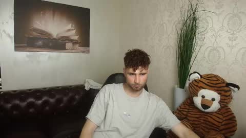 KyloEast online show from 27, 4, 2026