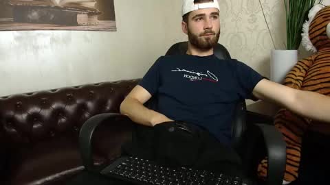 KyloEast online show from 4, 6, 2026