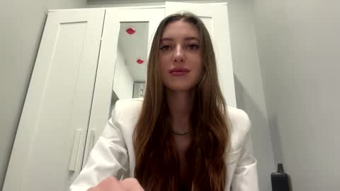 Selena online show from 19, 3, 2026