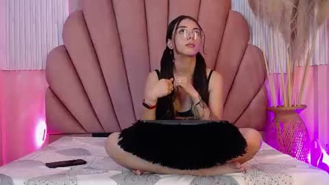 kyomi_hunt online show from 13, 6, 2026