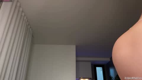 Julie online show from 2, 11, 2025