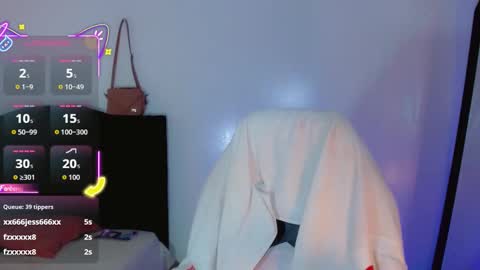 AriSaray online show from 5, 10, 2025