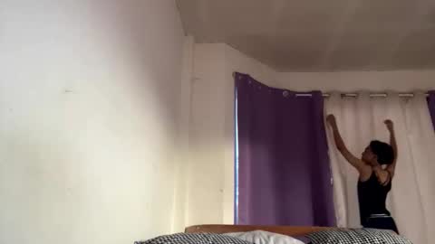 Laura online show from 15, 12, 2025