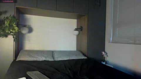 labrinthteasing online show from 20, 11, 2025