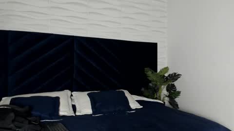 labrinthteasing online show from 23, 11, 2025