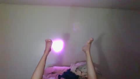 lachickadelbronx online show from 12, 2, 2025