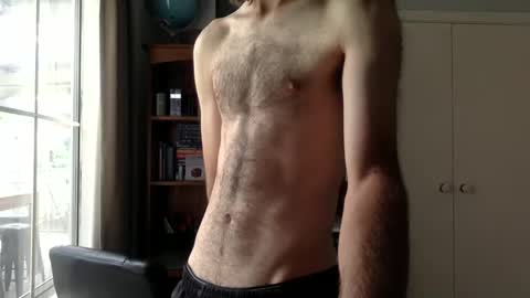 Sims online show from 16, 1, 2025