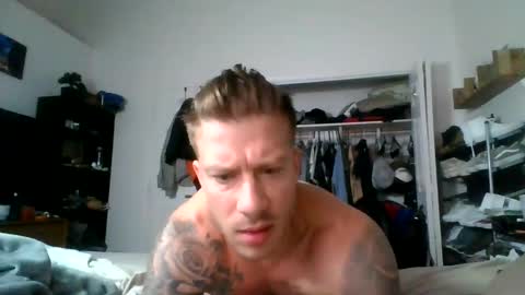 lacrioxcum18 online show from 6, 3, 2025