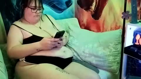 Snapshot of lacy_deville chatting on 18, 5, 2026 lacy_deville online show from 18, 5, 2026