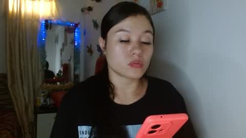Snapshot of lady724_93 chatting on 5, 7, 2026 lady724_93 online show from 5, 7, 2026