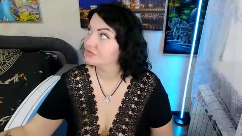 lady_boom_ online show from 29, 9, 2025