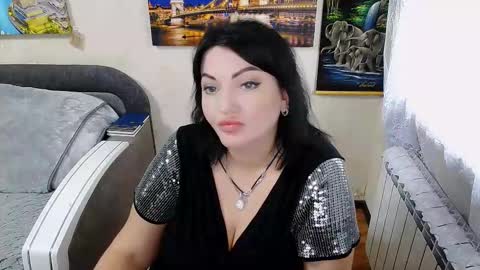 lady_boom_ online show from 25, 10, 2025