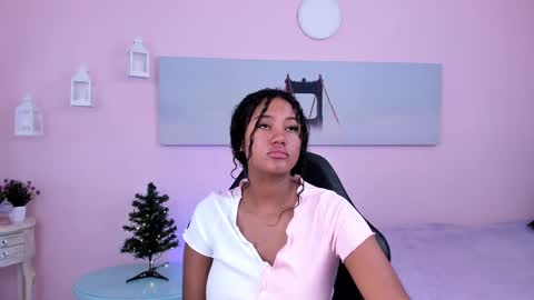 Karla - Instagram   lady karla1 online show from 19, 2, 2025