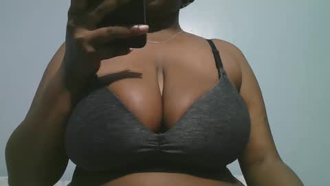 lady_dearra online show from 18, 1, 2026