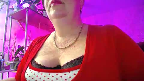Lady Gloria online show from 10, 1, 2025
