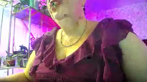 Lady Gloria online show from 11, 9, 2025