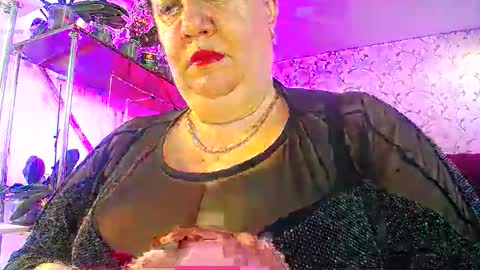 Lady Gloria online show from 5, 4, 2026