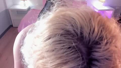 Lady  online show from 28, 2, 2025