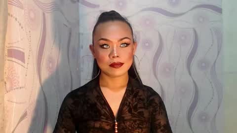lady_shane26 online show from 10, 5, 2026