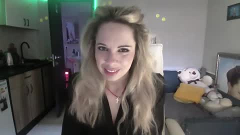 lady_smile69 online show from 26, 4, 2026