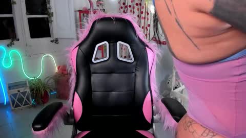 Mia online show from 22, 3, 2026