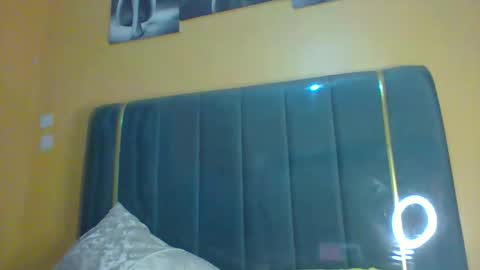 lindah32 online show from 27, 10, 2025