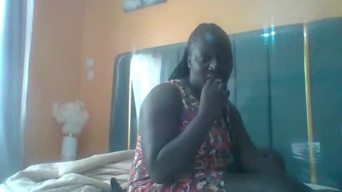 lindah32 online show from 22, 12, 2025