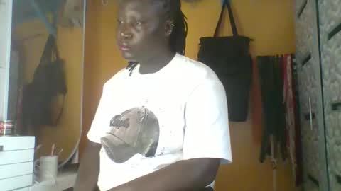 lindah32 online show from 2, 4, 2026