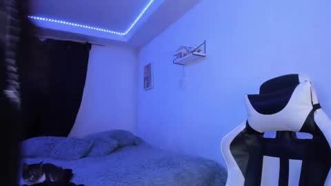  Lady  online show from 15, 3, 2026