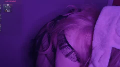 ladybugladyxx online show from 10, 5, 2026