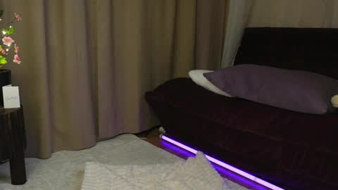 LadyEmelymoon online show from 5, 6, 2026
