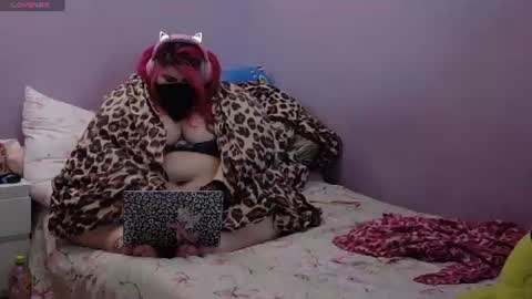 Snapshot of ladykitsunebig chatting on 13, 6, 2026 ladykitsunebig online show from 13, 6, 2026