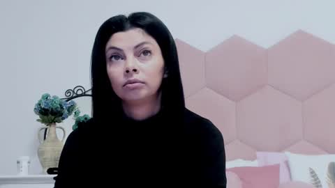 Lia online show from 4, 2, 2025