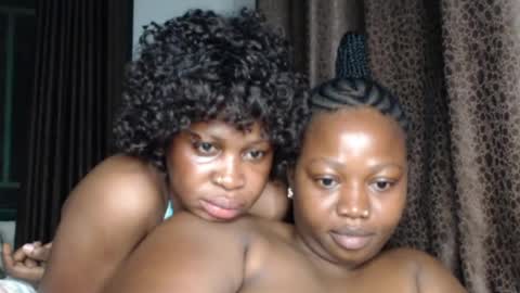 Snapshot of ladylilasexy chatting on 29, 4, 2026 sexylila online show from 29, 4, 2026