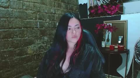 ladylunatikka online show from 28, 4, 2026