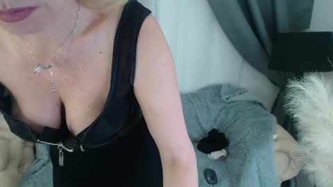 ladysexyx online show from 7, 3, 2025
