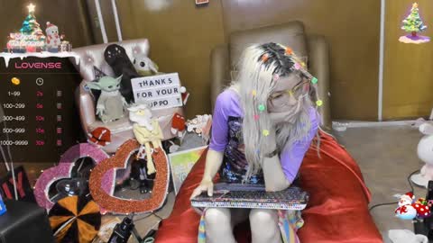 Skinnygirl online show from 20, 12, 2024