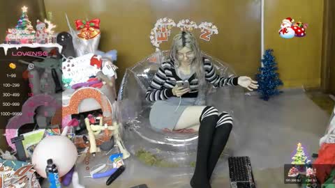 Skinnygirl online show from 20, 12, 2025