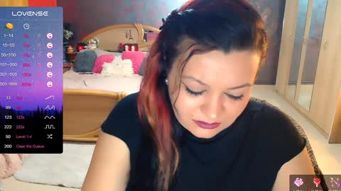 Arielle online show from 2, 12, 2024