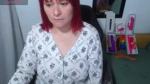  paola and a guest lol    online show from 21, 2, 2025